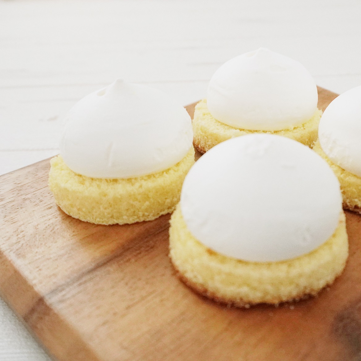モンブラン土台（4個入）｜冷凍ケーキお取り寄せ専門店「SWEETS PRO